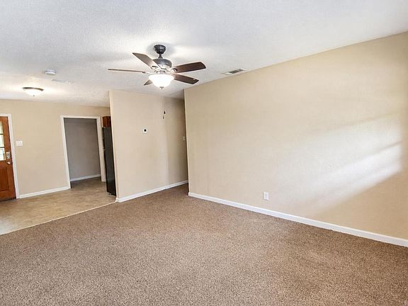 4th image of 7325 Twin Oaks Rd