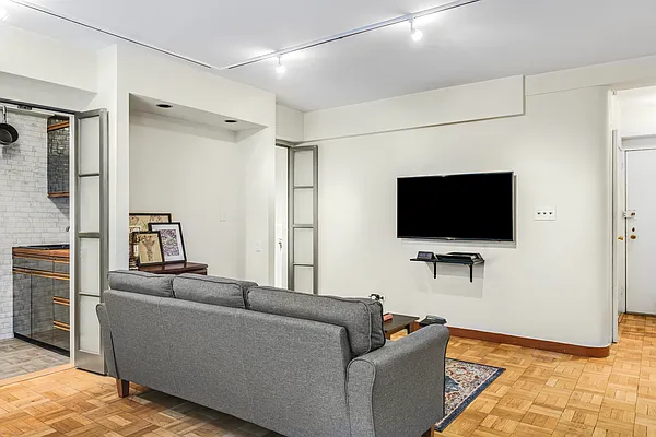 Sold by Compass | media 12