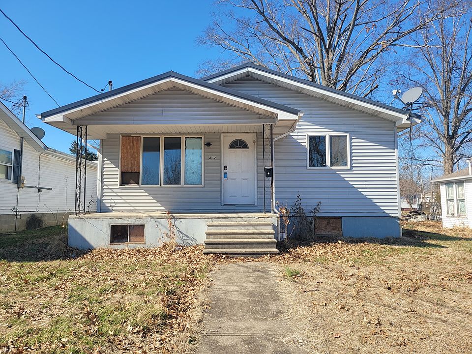1st image of 609 S Ledford St