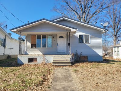 609 S Ledford St, Harrisburg, IL, 62946