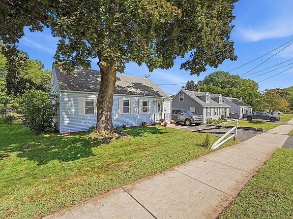 3rd image of 68 Alhambra Cir N