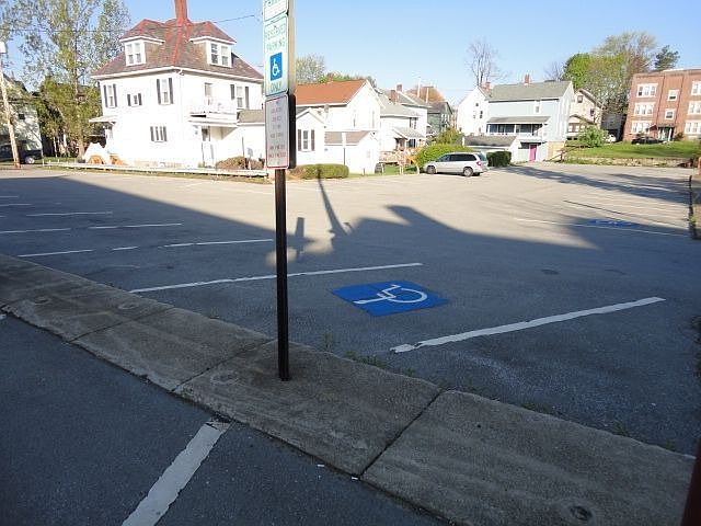 2nd image of 130 E Main St