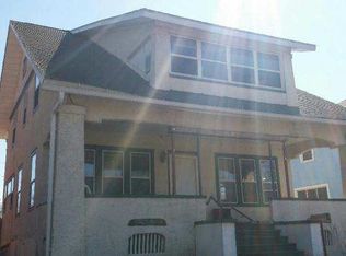723 10th Ave S, Clinton, IA 52732