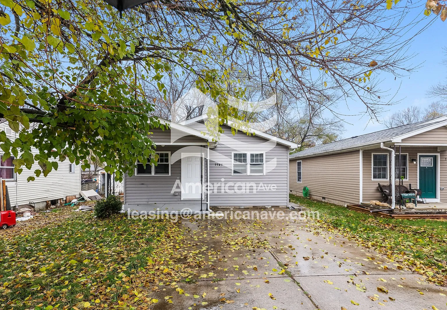 2 bed, 1.0 bath, 912 sqft, $1,435 — Photo 1