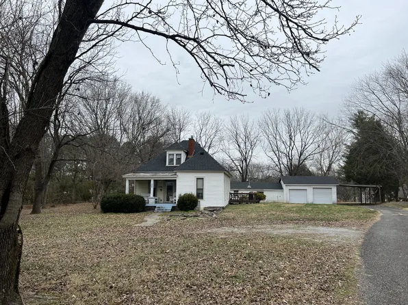 1102 Highway 52 E, Portland, TN 37148