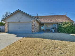 217 Czech Hall Pl, Yukon, OK 73099