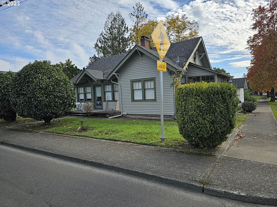 1st image of 2111 E Mill Plain Blvd