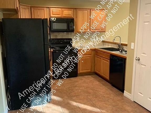 5th image of 800 Treadwell Ave