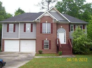 112 Summerfield Ln NE, Calhoun, GA 30701
