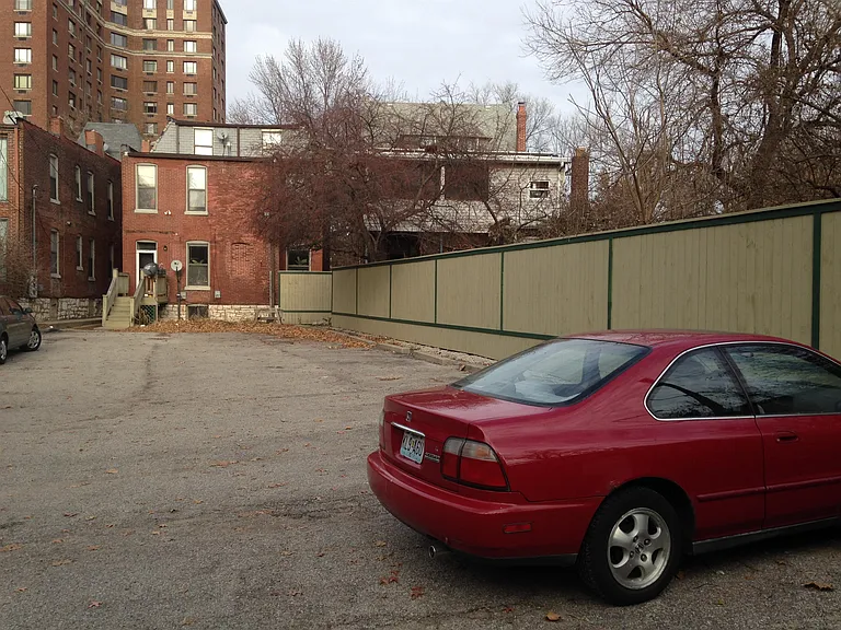 4390 McPherson Ave — Photo 42