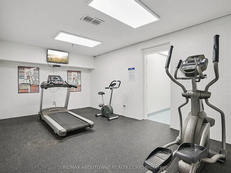 111 Market St #108 — Photo 21