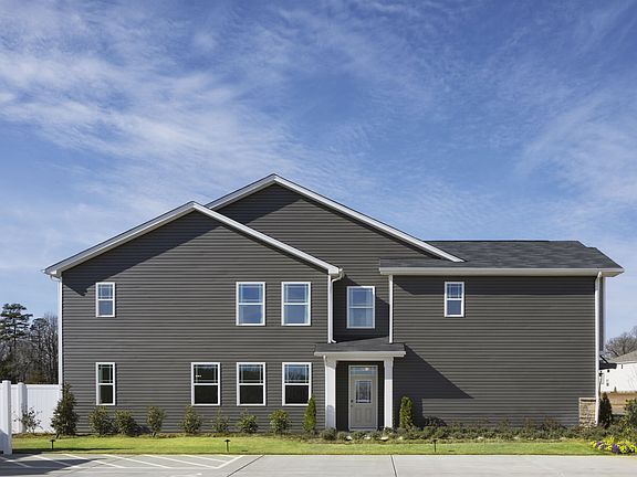 Briana End Craftsman Entrance