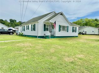 350 3rd Ave, Ripley, WV 25271
