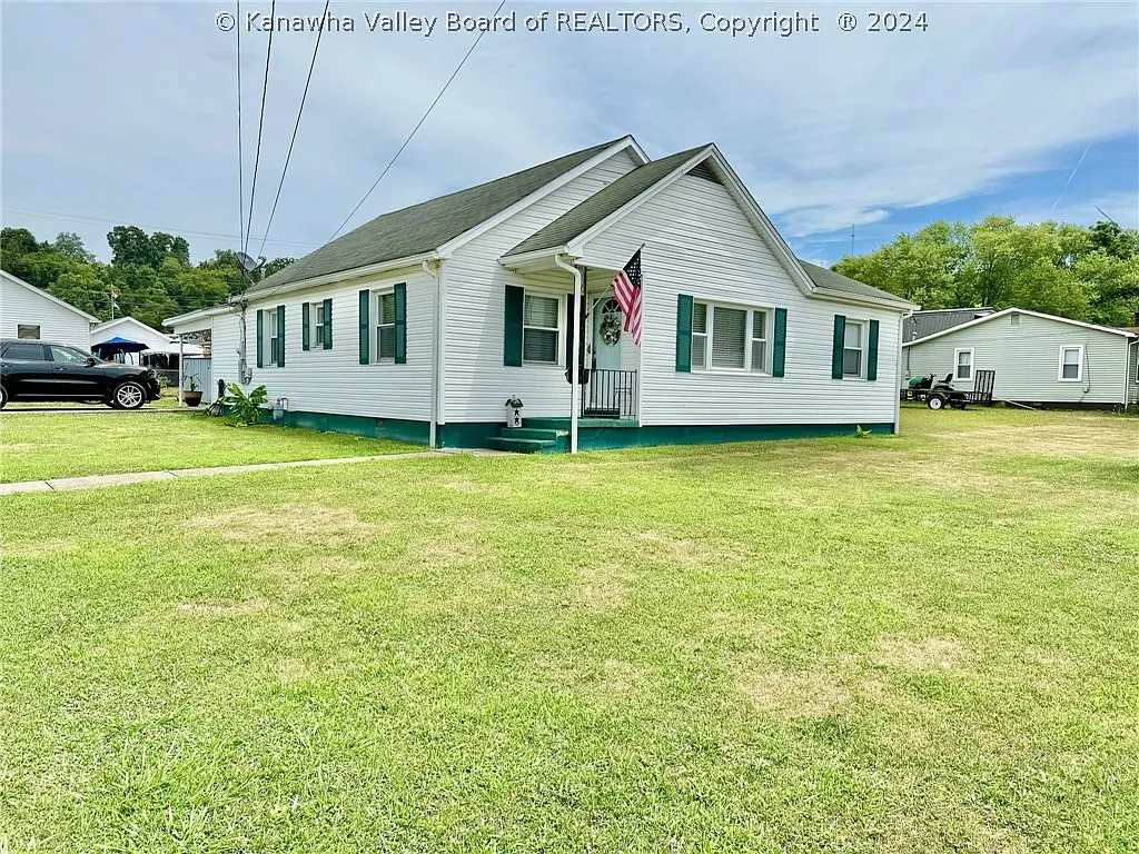 350 3rd Ave photo 1