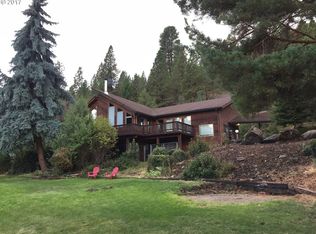 4 Pine Crest Dr, La Grande, OR 97850