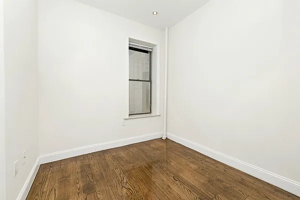 Rented by Keller Williams NYC | media 12