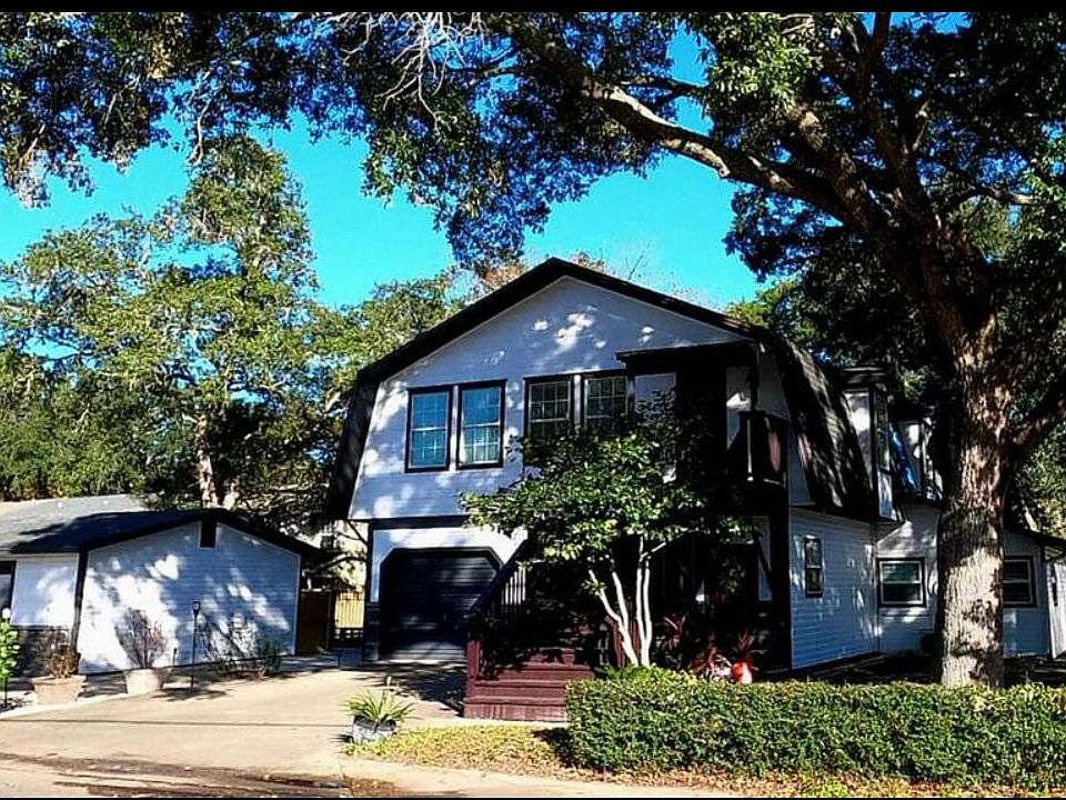 1st image of 1765 Hurlburt Rd #A