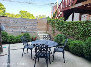 903 S Loomis St #B, Chicago, IL 60607