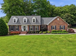 1729 Country Club Dr, Tullahoma, TN 37388