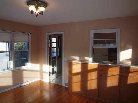 4th image of 5030 Beard Ave S