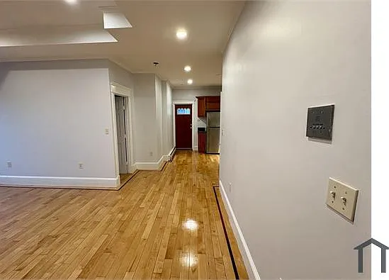 363 Adams St #4 — Photo 8