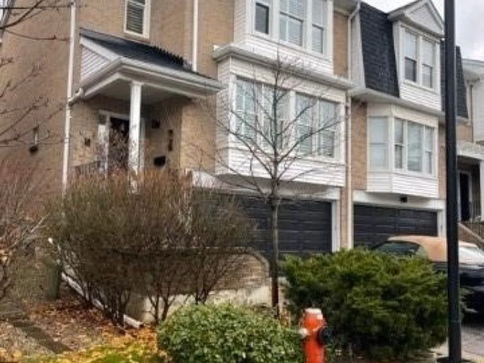 30 Tamarack Cir