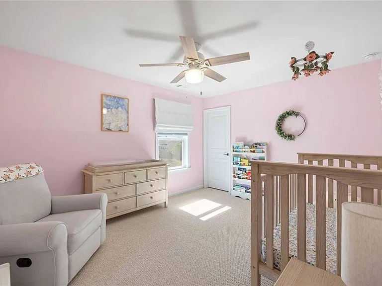 496 Spring View Dr — Photo 7