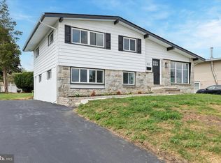 410 Milford Rd, Broomall, PA 19008