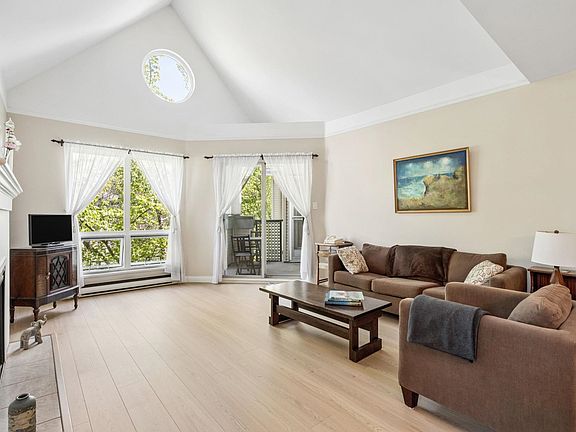 5th image of 7459 Moffatt Rd #305