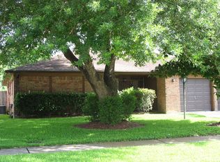 5904 Quiet Meadow Ct, Pasadena, TX 77505