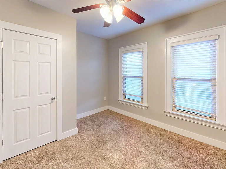 1651 N Pearl St — Photo 3