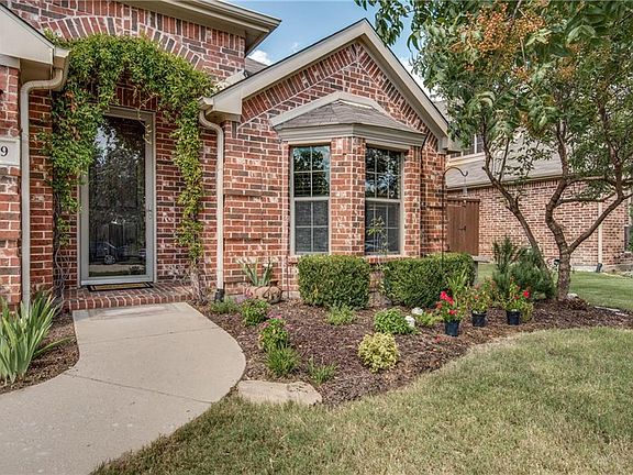 3rd image of 2449 Greenbrook Dr