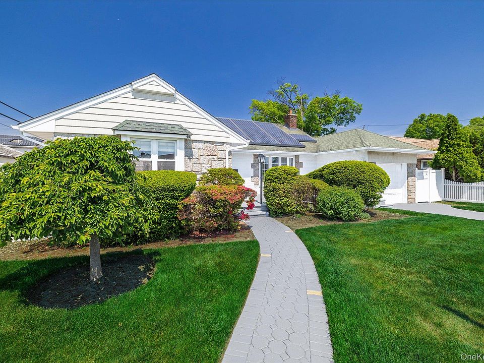 1st image of 708 Lorentz Street