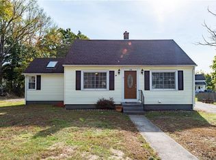108 Daggett St, Moosup, CT 06354