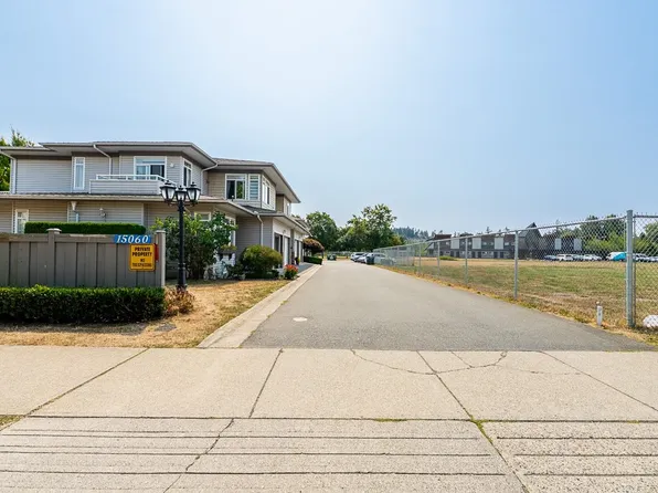 15060 66a Ave #46, Surrey, BC V3S 2A5