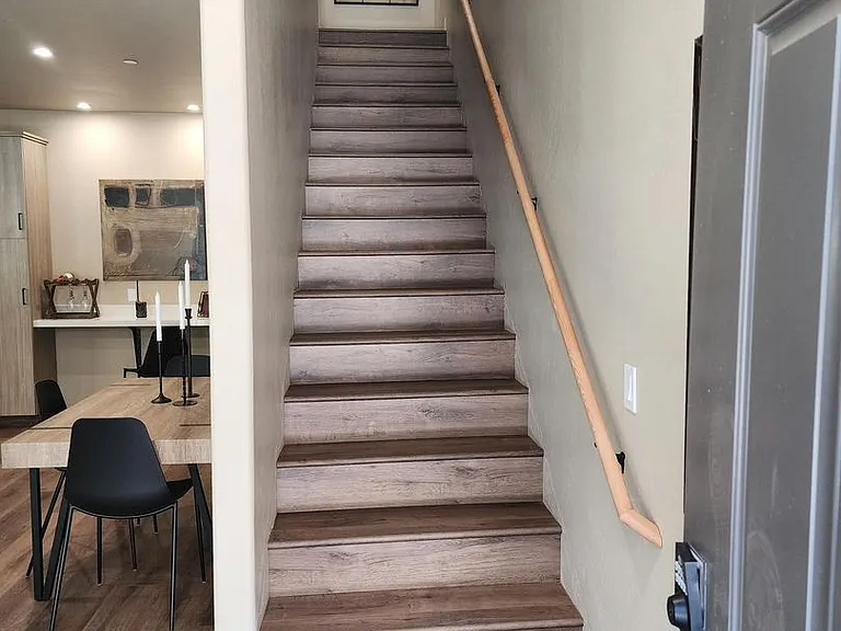 Vantage Pointe East — Photo 19
