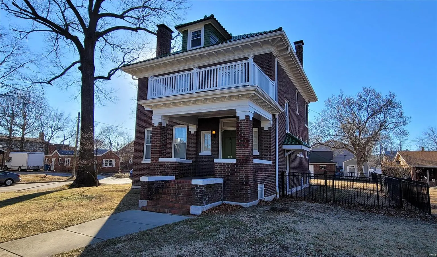 401 Vandalia St photo 1