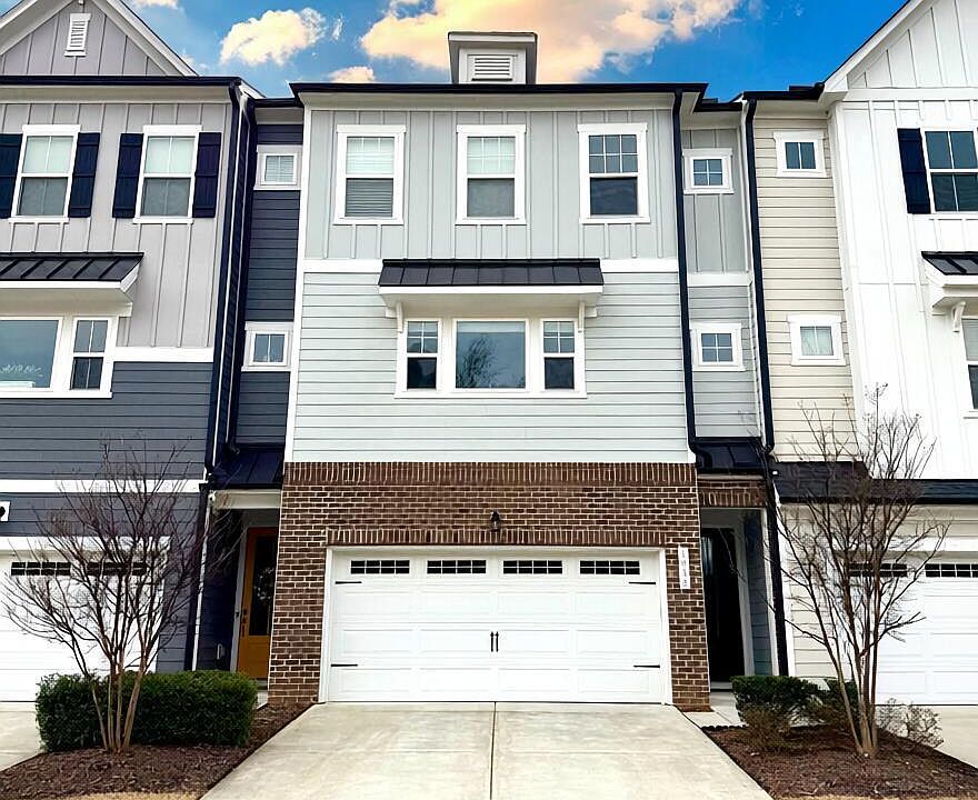 1st image of 1069 Danvers Loop