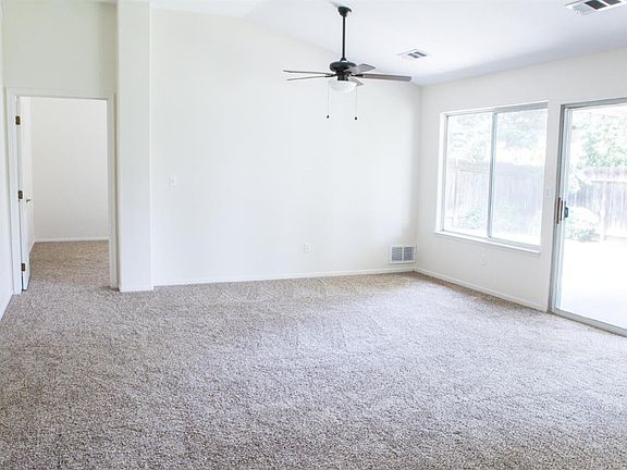 4th image of 5508 W La Vida Court SW