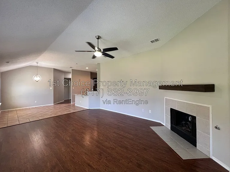 304 E Clover Park Dr — Photo 18