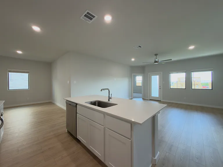 120 Millwood Rd — Photo 12