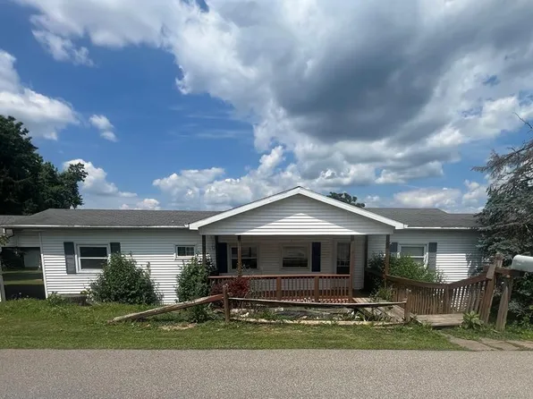 1907 Grandview Road, Glen Dale, WV 26038