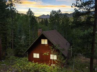 39 Hickory Dr, Lyons, CO 80540