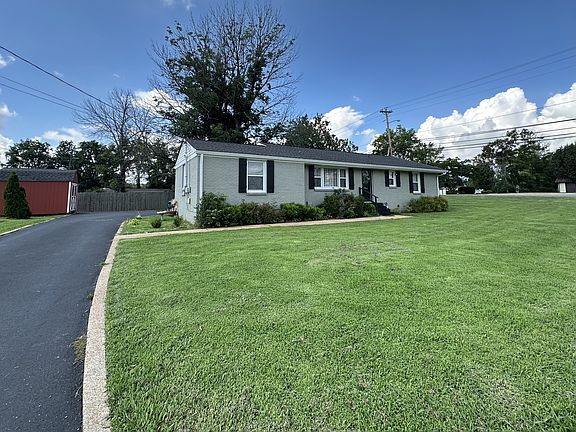 3rd image of 222 Ligon Dr