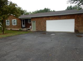 5208 Subbera Rd, Lockport, NY 14094