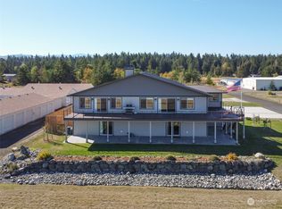 12 Flight Aly, Sequim, WA 98382