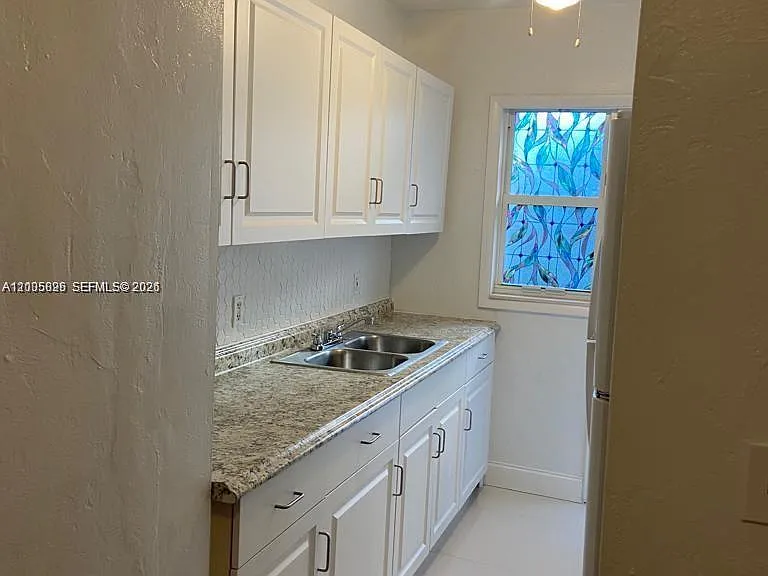 1995 Marseille Dr #5 — Photo 8