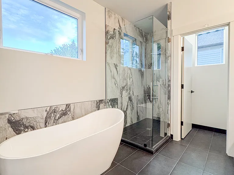 9029 Slater Ave NE — Photo 8