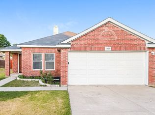 1220 Carberry St, Cedar Hill, TX 75104