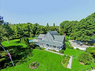 19 Hunters Harbor Rd, Charlestown, RI 02813